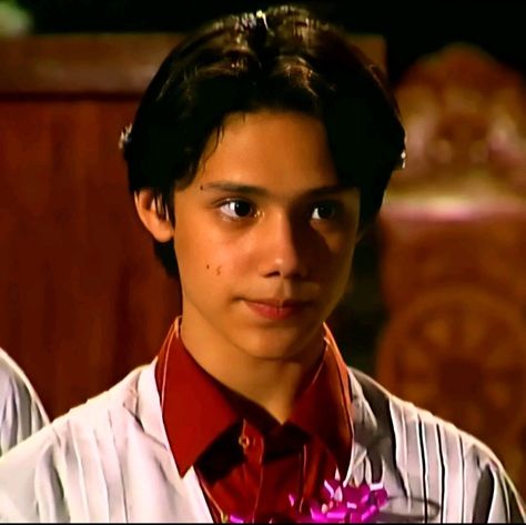 2000s Filipino Aesthetic, Patrick Garcia 90s, Philippines 90s Aesthetic, 90s Filipino Actors, 90s Philippines, Filipino Pop Culture, Filipino Movie Poster, Patrick Garcia, Dark Photo Ideas