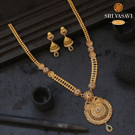 Gold Necklace Photography, Gold Necklace Set Long, Long Necklace Gold Indian Bridal, Gold Long Necklace Designs, Long Necklace Gold Indian, Antique Necklace Gold, Arabic Designs, Small Earrings Gold, Haram Designs