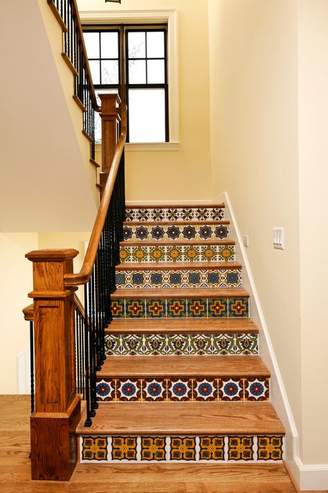 Mediterranean Steps Mediterranean Floor, Wooden Staircase Railing, Mediterranean Staircase, Master Bathtub, Southwestern Homes, Bathtub Alcove, Tiled Staircase, Rustic Mediterranean, Open Stairs