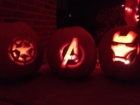 Avengers Pumpkin Painting, Marvel Jack O Lantern, Avengers Pumpkin Carving, Marvel Pumpkin Carving, Marvel Pumpkin, Small Pumpkin Carving Ideas, Halloween Pumpkin Carving Stencils, Pumkin Carving, Disney Pumpkin