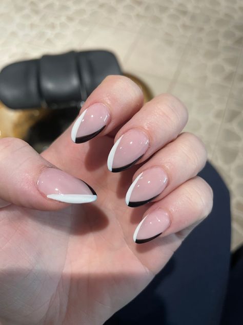 Prom Nails Almond, Red Nail Designs For Prom, Prom Nails Green, Gold Prom Nails, Black Wedding Nails, Nail Designs For Prom, Prom Nails Pink, Nails Champagne, Nails Cream