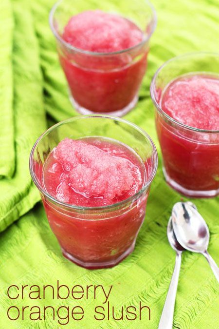 thanksgiving cranberry orange slush from @janemaynard at thisweekfordinner.com Christmas Slush, Alcohol Slushies, Thanksgiving Cranberry, Vodka Cranberry, Cranberry Thanksgiving, Cranberry Drinks, Canned Cranberries, Thanksgiving Prep, Orange Cranberry