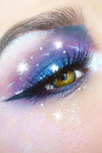 Galaxy Makeup Looks And#8211; Creative Makeup Ideas for Extraordinary Girls ★ See more: http://glaminati.com/galaxy-makeup-looks/ Space Theme Makeup, Space Themed Makeup, Space Girl Makeup, Miku Makeup, Galaxy Makeup Looks, Moonrise Festival, Make Up Guide, Perfect Wedding Makeup, Make Up Designs