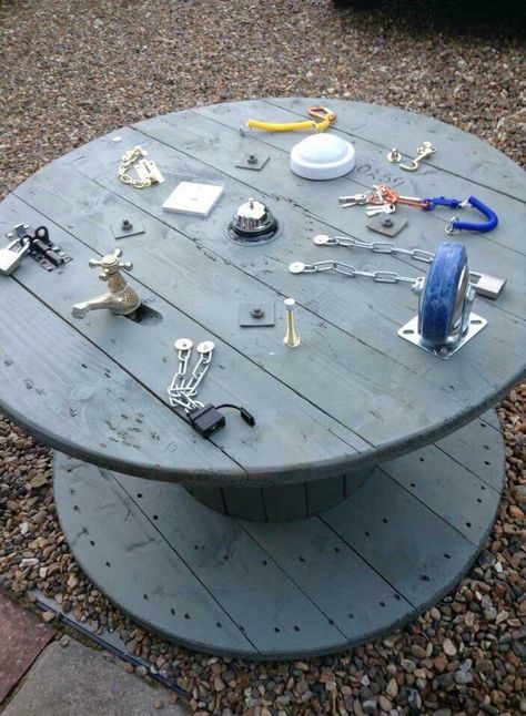 Cable Reel Ideas Eyfs, Cable Reel Ideas For Kids, Wooden Cable Reel, Eyfs Outdoor Area, Cable Reels, Outdoor Learning Spaces, Spool Tables, Cable Spool, Cable Drum