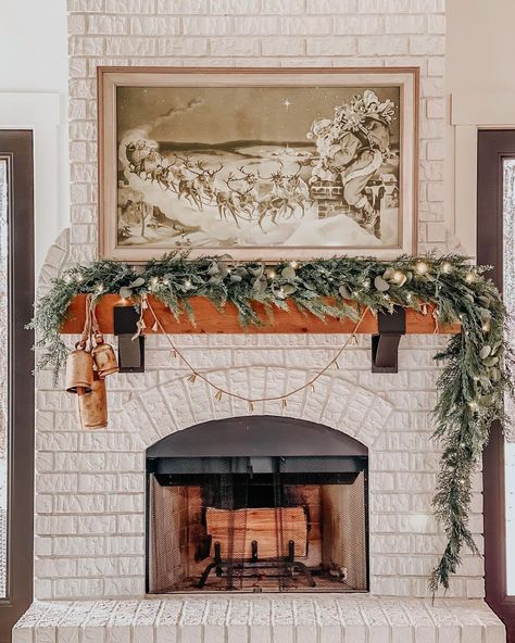 Christmas Mantle Decor Fireplaces Rustic, Norfolk Garland, Christmas Mantle Decor Fireplaces, Mantle Brackets, Amazon Christmas Decorations, Christmas Fireplace Mantels, Farmhouse Winter Decor, Wooden Mantel, Amazon Christmas