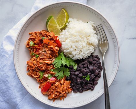 Ropa Vieja. A Cuban favorite made with Jackfruit! Ropa Vieja Recipe, Jackfruit Recipes, Cuban Dishes, Vegan Entree, Cuban Recipes, Flank Steak, Social Commerce, Vegan Eating, Vegan Dishes