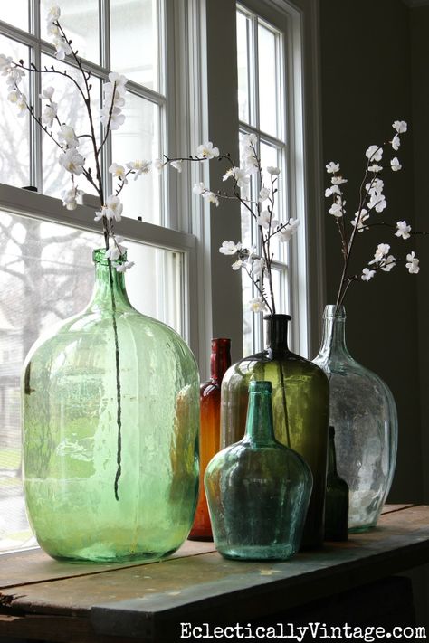 Decorate With Green, Vibeke Design, Bottle Collection, Rustic Crafts, Flower Stems, Vintage Bottles, Green Decor, Affordable Home Decor, Spring Flower