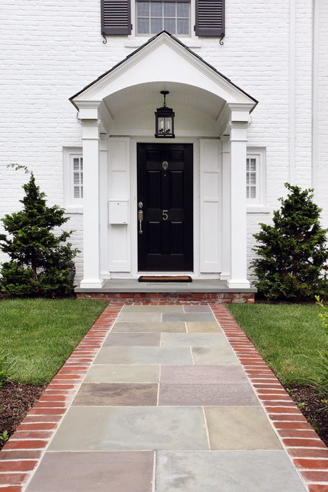 White Brick Colonial, Hierarchy Architecture, Colonial Portico, Front Door Portico, Portico Ideas, Door Portico, Portico Designs, Portico Entry, Colonial Renovation