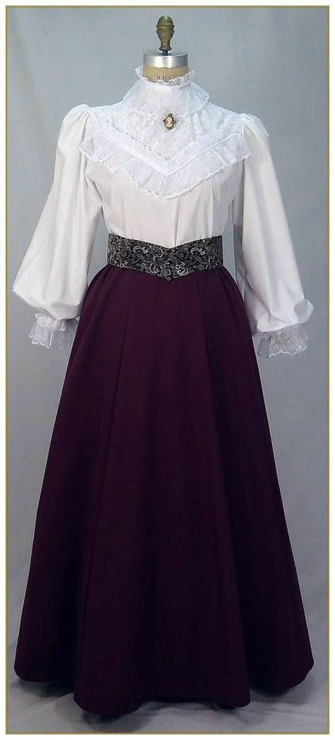 Victorian Fancy Dress Costumes, Victorian Commoner Clothing, Dark Victorian Dress, Victorian Era Dress, Victorian Day Dress, Victorian Era Clothing, Victorian Outfits, Edwardian Walking Dress, Victorian Era Outfits