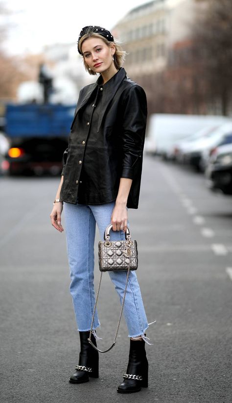 Leather Overshirt Outfit, Leather Shirt Outfit, Spring Outfits 2020, Comfy Jeans Outfit, Vision 2024, Jeans Ideas, Stylish Eve, Outfit Jeans, Looks Street Style