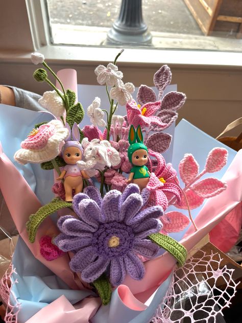 Sony Angel Bouquet, Sonny Angel Bouquet, Sonny Angel Crochet, Sonny Angel Flower, Unorganized Idea, Sonny Angels, Dream Gift, Beautiful Bouquet Of Flowers, Hello Kitty Items