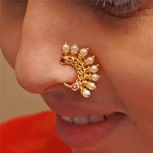 Peshvai Collection Nath Moti Nath Design, Nose Nath Designs Gold, Mukku Pogu Designs, Traditional Nose Pins Indian, Jodha Nath Design Gold, Nathni Designs, Gold Nath Designs Indian, Maharashtrian Nath Designs, Maharashtrian Nath