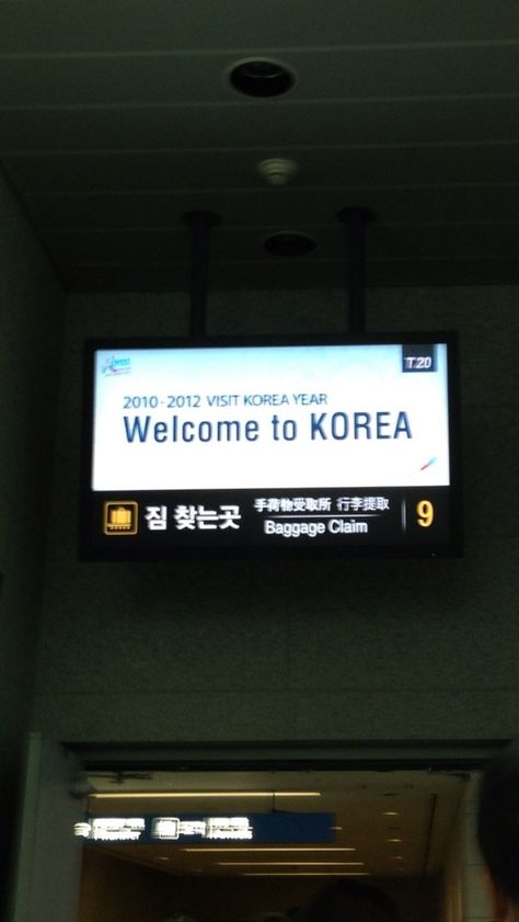 Welcome To Korea Airport Aesthetic, South Korea Vision Board, Travel To Korea Aesthetic, South Korea Seoul Travel, Korean Vision Board, Korea Vision Board, Studying In Korea, Study In Korea, Korea Lifestyle