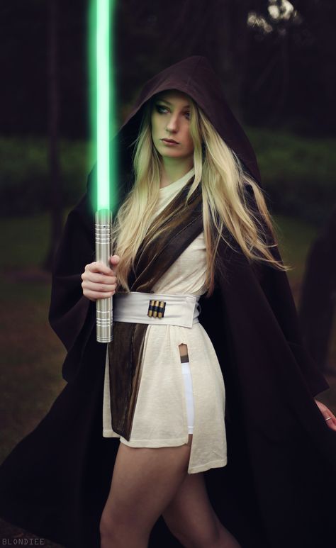 Jedi Cosplay - EnAmy Cosplay Jedi Costume Female, Star Wars Women Costume, Female Jedi Costume, Star Wars Halloween Costumes Women, Female Jedi, Disfraz Star Wars, Jedi Outfit, Star Wars Halloween Costumes, Jedi Cosplay