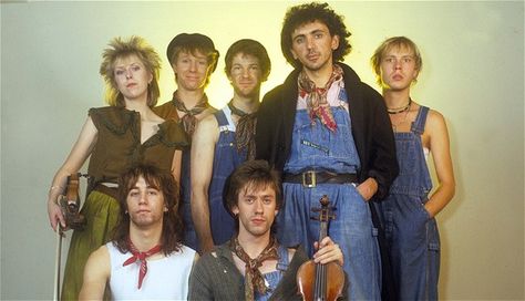 Lyric Of The Week: Dexys Midnight Runners, “Come On Eileen” #AmericanSongwriter #Songwriting Dexys Midnight Runners, Kevin Rowland, Lloyd Cole, Prefab Sprout, Come On Eileen, Crowded House, Midnight Runners, Bbc Radio 1, One Hit Wonder