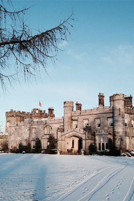 Wedding Venues Old Castle, Castles To Get Married In, Scotland Castle Wedding, Castle Wedding Venues Uk, Scottish Wedding Themes, Scotland Wedding Venues Castles, Boldt Castle Wedding, Wedding Venues Scotland, Welsh Castles