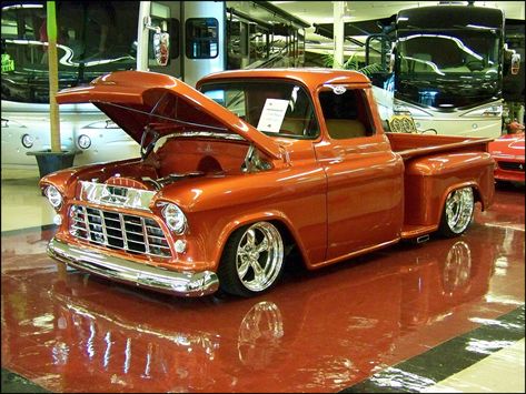 56' Chevy I had a chick friend in high school who's dad built her one and painted it metallic purple. Was a great looking truck. 1956 Chevy, 55 Chevy, Classic Pickup Trucks, Hot Rod Trucks, Classic Truck, Chevy Pickups, Chevy Truck, Us Cars, Gmc Trucks