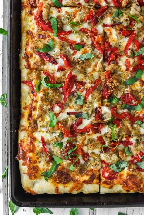 With homemade pizza dough, mozzarella cheese, chicken sausage and roasted red peppers, this chicken sausage pizza is perfect for Pizza Fridays! #chickensausagepizza #homemadepizza #pizza | chiselandfork.com Sausage Flatbread, Best Marinara Sauce, Pepperoni Chicken, Sausage Marinara, Reheat Pizza, Making Pizza Dough, Sausage Pizza, Sausage Spaghetti, Pre Cooked Chicken