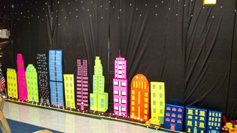 1st wall of City Skyline. Love the stars in the sky! Architecture Birthday, Ready Set Move Vbs, Godzilla City, Vbs Snacks, Superhero Vbs, Broadway Theme, 2023 Decor, Homecoming Floats, City Backdrop