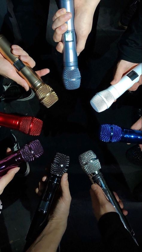 Microphones, Bts