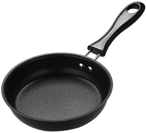 Best Omelette, Black Pan, Best Nonstick Cookware Set, Calphalon Cookware, Best Cast Iron Skillet, Low Fat Cooking, Skillet Pan, No Egg Pancakes, Iron Skillets