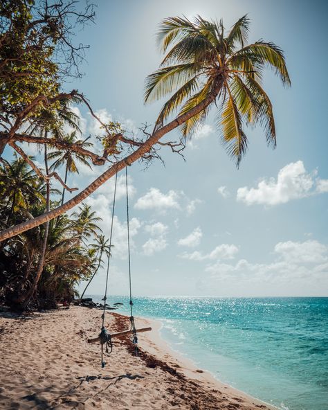 Little Corn Island Nicaragua, Nicaragua Beaches, Belize Beach, Belize Resorts, Nicaragua Travel, Caribbean Culture, Sandy Shores, Caribbean Beaches, Island Getaway