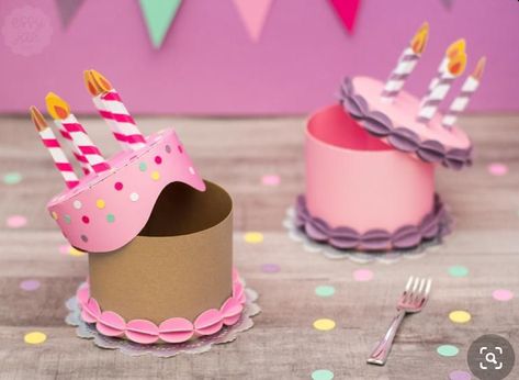 3d Birthday Cake, Birthday Cake Gift, Anniversaire Diy, Kraf Diy, Cadeau Diy, Gift Cake, Paper Crafts Origami, Diy Gift Box, Paper Crafts Diy Tutorials