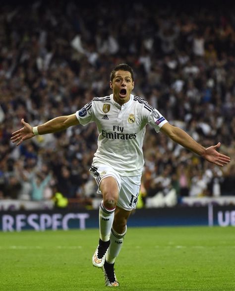 Chicharito Real Madrid, Real Madrid Win, Javier Hernandez, Inspirational Soccer Quotes, Soccer Inspiration, Football Love, Soccer Guys, Soccer Quotes, ريال مدريد