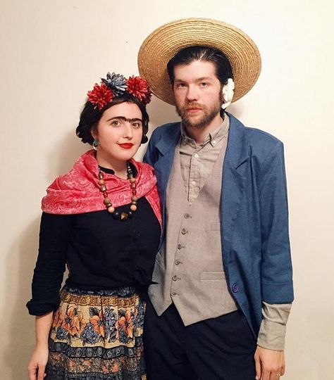 Frida and Van. Halloween Costumes Diy, Ball Costume, Costumes Diy, Halloween Costume Outfits, Halloween 2024, Diy Halloween Costumes, Costume Outfits, Couples Costumes, Time To Celebrate