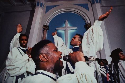 Arlene Gottfried’s New York, Through the Eyes of Her Brother Gilbert Gottfried | The New Yorker Gilbert Gottfried, Fashion Editorial Photography, Destination Unknown, Gospel Choir, Diane Arbus, Black Church, Gospel Singer, Photography Street, Study Photography