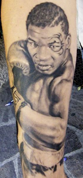 Celebrity Tattoos Male, Best Celebrity Tattoos, Sport Tattoos, Portrait Tattoos, World Tattoo, Glamour Uk, Black Celebrities, Celebrity Tattoos, Tattoos Gallery