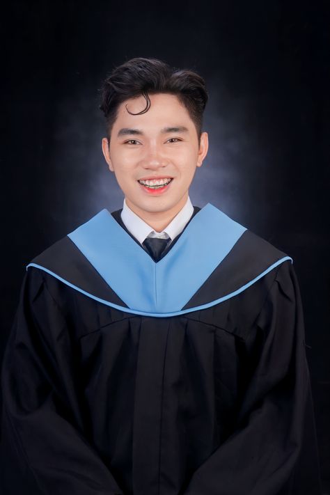 For our Yearbook #graduation #classof2023 Creative Shot For Graduation, Academic Outfit, Graduation Toga, Graduation Pictorial, Graduation Yearbook, Male Graduation, Philippines Outfit, Creative Shots, Boy Graduation