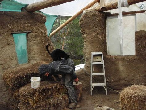 Introduction to Cob: The Ancient, Natural, Tiny House Building Method with Dave Olsen Cob House Interior, Tiny House Building, Cob Building, Granny House, Cob House, Home Tattoo, Energy Efficient Homes, Humble Abode, Old Building