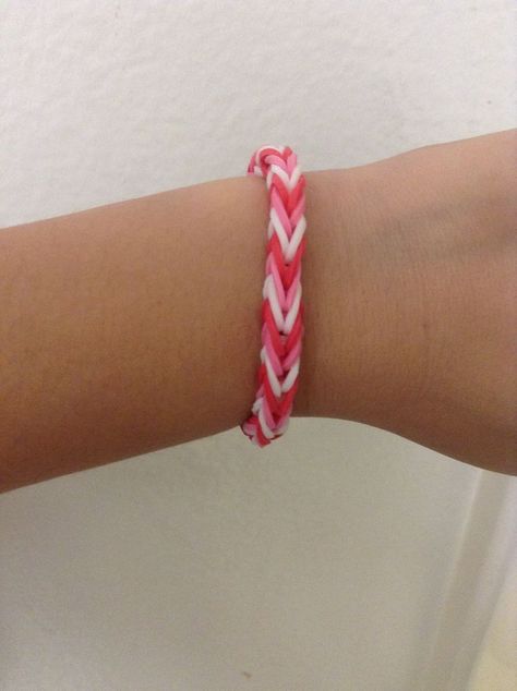 Preppy Loom Bands, Cute Loom Band Bracelet Ideas, Loom Fishtail Bracelet, Loon Bands Bracelets Ideas, Loon Bands Bracelets, Preppy Rainbow Loom Bracelets, Preppy Loom Bracelets, Loom Band Bracelet Ideas, Preppy Rainbow Loom Bracelets Ideas