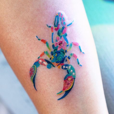 Color Scorpion Tattoo, Watercolor Scorpion Tattoo, Colorful Scorpion Tattoo, Striking Scorpions, Zihee Tattoo, Spring Tattoos, Scorpio Tattoos, Scorpio Symbol, Zelda Tattoo