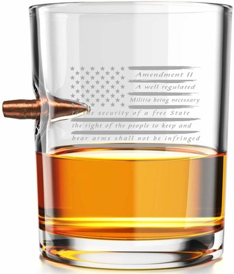 10 Surprising Health Benefits You'll Get From Drinking Whiskey Shot Of Whiskey, Drinking Whiskey, Whiskey Shots, Whiskey Drinks, Adult Drinks, Rosé Wine Bottle, Health Benefits, Whiskey, Wine Bottle