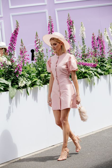 Melbourne Cup Dresses, Spring Racing Fashion, Melbourne Cup Fashion, Vogue Subscription, Race Day Fashion, Spring Racing Carnival, Racing Fashion, Dresses For The Races, Race Day Outfits