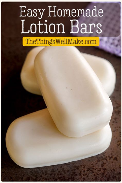 Simple to make and environmentally friendly, lotion bars are the ideal no-mess solution for nourishing your skin with zero-waste naturally. There is no need to deal with emulsifiers and preservatives, so it's a great beginner recipe for those who want to control the ingredients of their skin care products. #sustainable #zerowaste #naturalskincare #lotionbars #lotion #thethingswellmake #miy Formulating Skincare, Homemade Body Spray, Homemade Lotions, Lotion Bars Diy, Homemade Lotion Bars, Lotion Bars Recipe, Crunchy Mama, Diy Soaps, Solid Lotion Bars