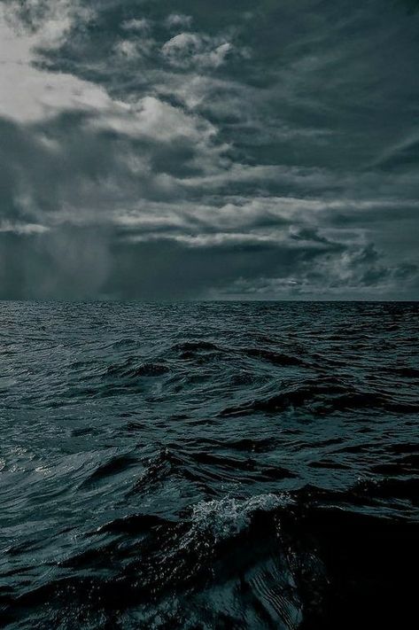 Enchantment Of The Seas, Sea Storm, The Butcher, Ocean Sky, Ocean Landscape, Mermaid Life, Weird Dreams, World Photography, Dark Skies