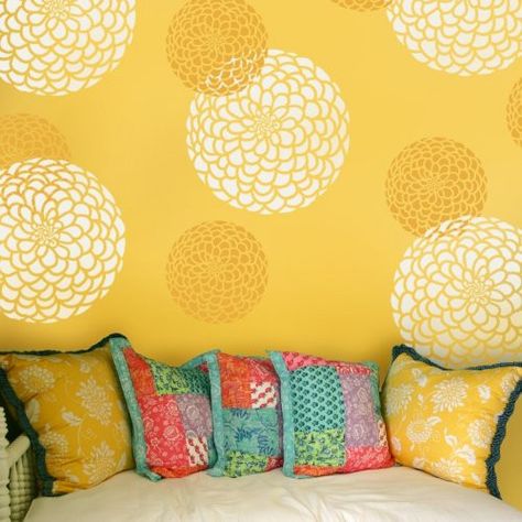 Expensive Wallpaper, Large Wall Stencil, Stencil Wall Art, Floral Stencil, Diy Wand, Yellow Wall, Wall Stencils, Flower Stencil, Decoration Inspiration