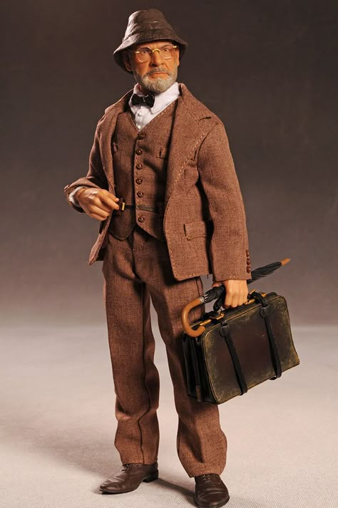 sean connery  in Indiana Jones Celebrity Barbie Dolls, Henry Jones, Celebrity Dolls, Realistic Dolls, Male Doll, Sean Connery, Unique Dolls, Sideshow Collectibles, Tiny Dolls