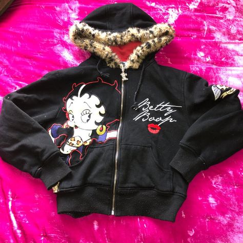 Betty Boop Hoodie, Betty Boop Y2k, Y2k Zip Up Hoodie, Mcbling Fashion, Trashy Outfits, 2000s Fashion Outfits, Y2k Clothes, Estilo Punk, Y2k Outfits