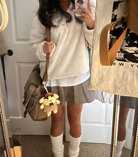 Pompompurin Brown Aesthetic, Pompompurin Outfit Aesthetic, Pompompurin Aesthetic Outfit, Pompompurin Inspired Outfit, Sanrio Aesthetic Outfits, Pompompurin Outfit, Sanrio Outfit Aesthetic, Pompompurin Aesthetic, Brown Kawaii