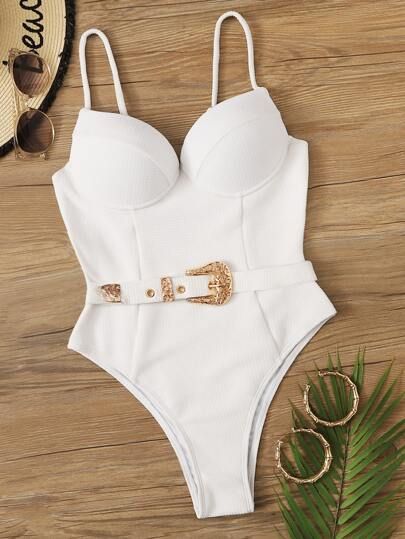 Underwire One Piece, Vintage Bathing Suits, Western Buckles, Vintage Swimsuits, Boracay, Costume Intero, White Swimsuit, Bra Types, One Piece Swim