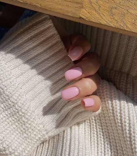 These Are the Top Nail Polish Shades to Wear This Easter | Who What Wear Easter Nail Colors, Trending Nail Colors, Nail Polish Shades, White Manicure, Easter Nail, Lavender Nails, London Nails, Nails Colors, White Nail Polish