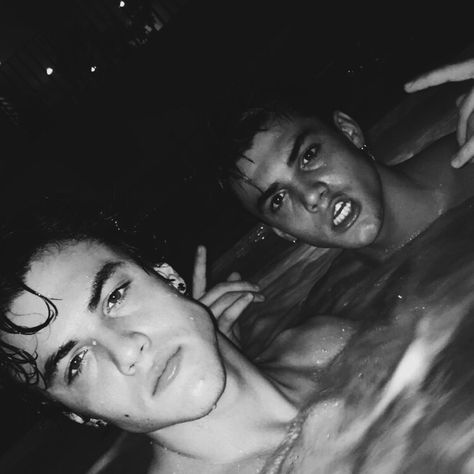 Grayson Dolan Snapchat, Dollan Twins, Ethan And Grayson Dolan, Riverdale Cole Sprouse, 3 Strikes, Ethan Dolan, Grayson Dolan, Magcon Boys, Dolan Twins