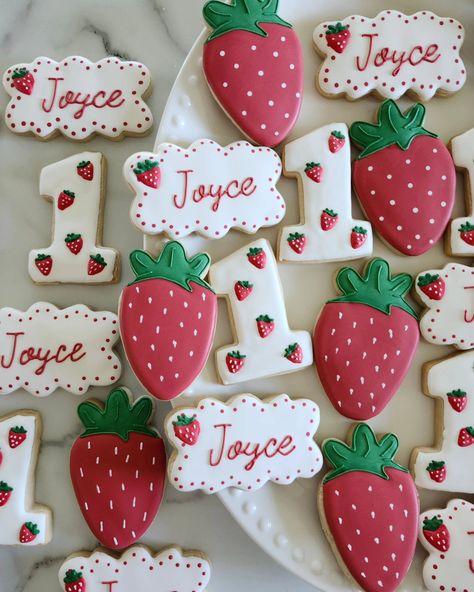 Berry first Birthday 🍓 Happy Birthday Joyce 🎂 I wish my camera would have captured the true colors of this set, just so adorable 😍 • #cookie #cookies #decoratedcookies #cookiesofinstagram #cookiehack #cookietip #cookiedecorating #satisfying #satisfyingreel #cookier #newcolors #thisweekscolors #jdsugarcookies #berryfirstbirthday #berryfirstbirthdaycookies #strawberry #strawberrycookies #onecookies #namecookies #firstbirthdaycookies #redicing Happy Birthday Joyce, Berry First Birthday Cookies, Berry Cookies, Baby First Birthday Themes, 1st Birthday Party Favors, First Birthday Cookies, Backyard Birthday Parties, Berry First Birthday, Backyard Birthday