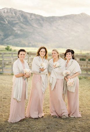 Bridesmaids Pashminas - Read more on One Fab Day: http://onefabday.com/bride-and-bridesmaids-cover-up-ideas/ Bridesmaid Dress Coverups, Cover Up Ideas, Bridesmaid Wrap, Winter Bridesmaids, Silver Bridesmaid Dresses, Stylish Bride, Bridesmaid Shawl, Jose Villa, Blush Bridesmaids