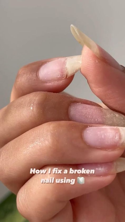 Fix Broken Nail, Nail Growth Tips, Beauty Hacks Nails, Broken Nails, Nagel Tips, Nail Care Tips, Really Cute Nails, How To Grow Nails, Nagel Inspo