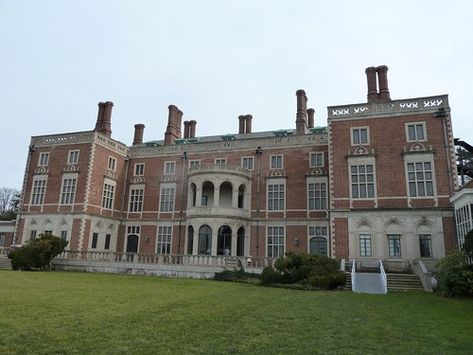 Beautiful Mansions, Long Island Mansion, Progressive Era, Georgian Revival, House Renovation Projects, Glen Cove, Long Island Sound, Old Mansions, First House